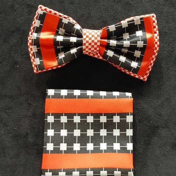 COPY - ROBERT LEWIS MEN'S BOWTIE AND POCKET SQUARE SET. - Picture 2 of 4